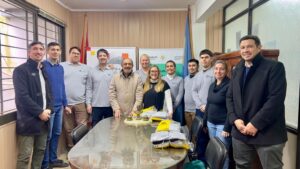 ASOEM concretó la entrega de uniformes de invierno en Candioti y la CMJyP